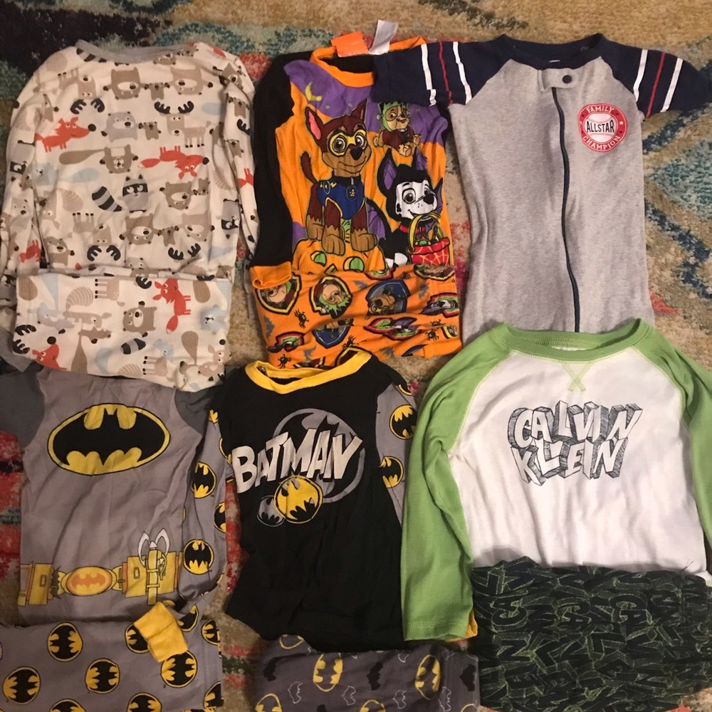 6 pair of 3t boys pajamas; assorted brands